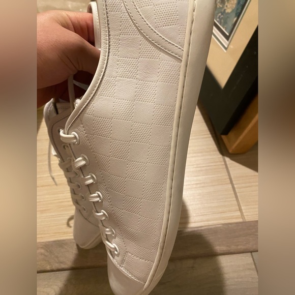 Louis Vuitton Daimler Pattern White Canvas Low Sneakers - Picture 7 of 13